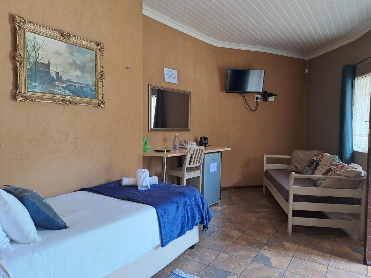 Amigos Bed & Breakfast - No Loadshedding Mbombela Kültér fotó